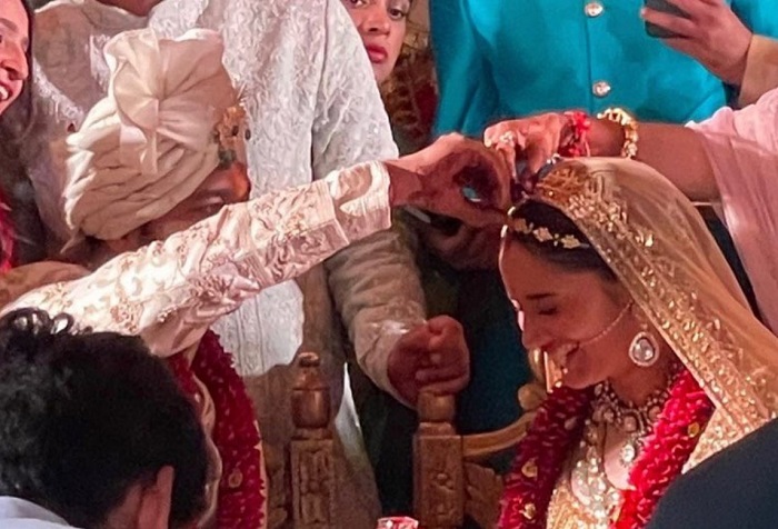 Ankita Lokhande and Vicky Jain tie the knot